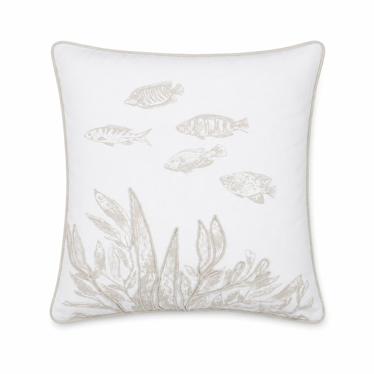 Cuscino da esterno con ricamo pesci su fondo bianco 45x45 cm – Azuria