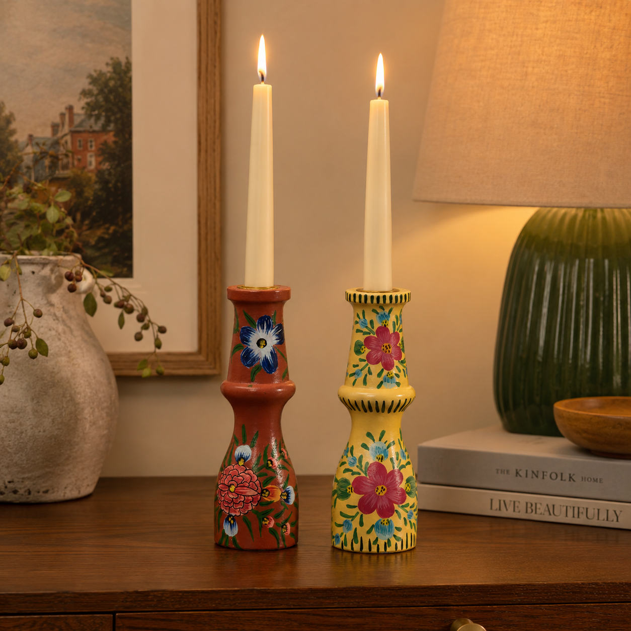 Portacandele in legno di mango dipinto a mano con fiori – colori assortiti