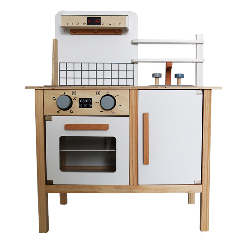 Cucina giocattolo in legno, foto frontale e completa