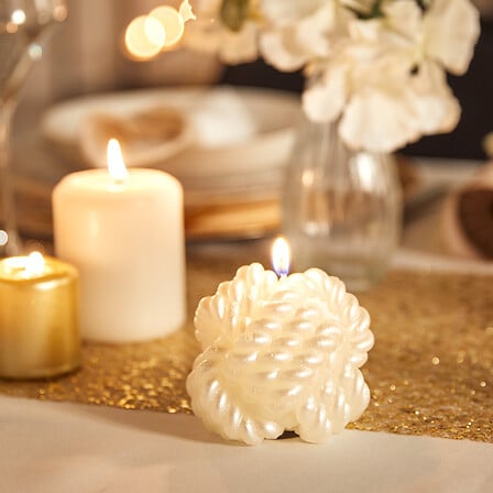 Candela decorativa a gomitolo satinata – bianco o oro assortito