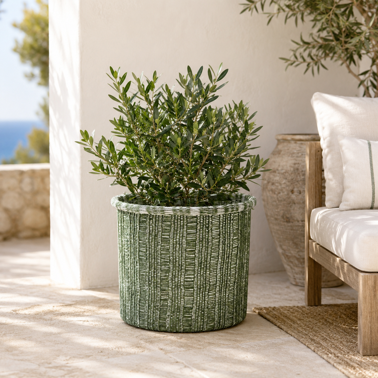 Cesto porta-pianta in rattan intrecciato verde – Danfield – complementi d'arredo Gelsomino Home