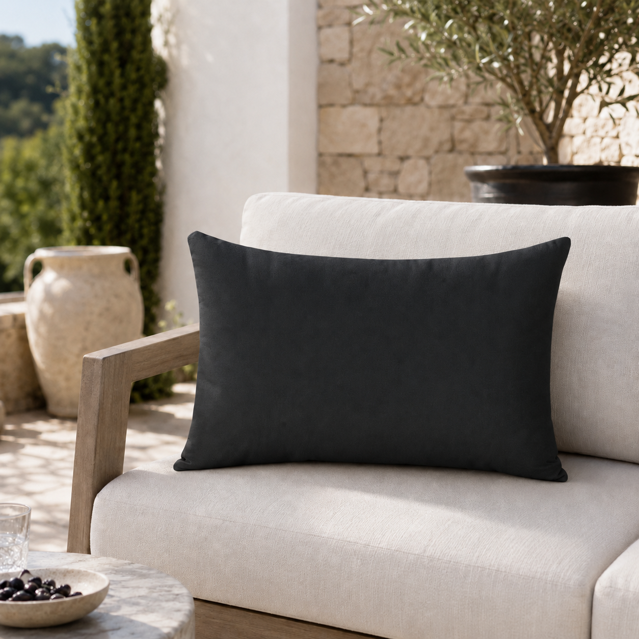 Cuscino da esterno impermeabile antimacchia antracite 40x60 cm – Hawai – complementi d'arredo Gelsomino Home.