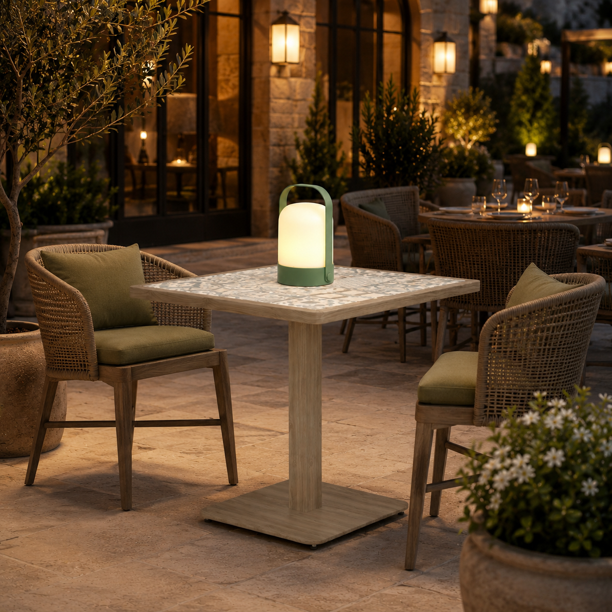 Lanterna LED da esterno tonda 3 colori assortiti D15x21h cm