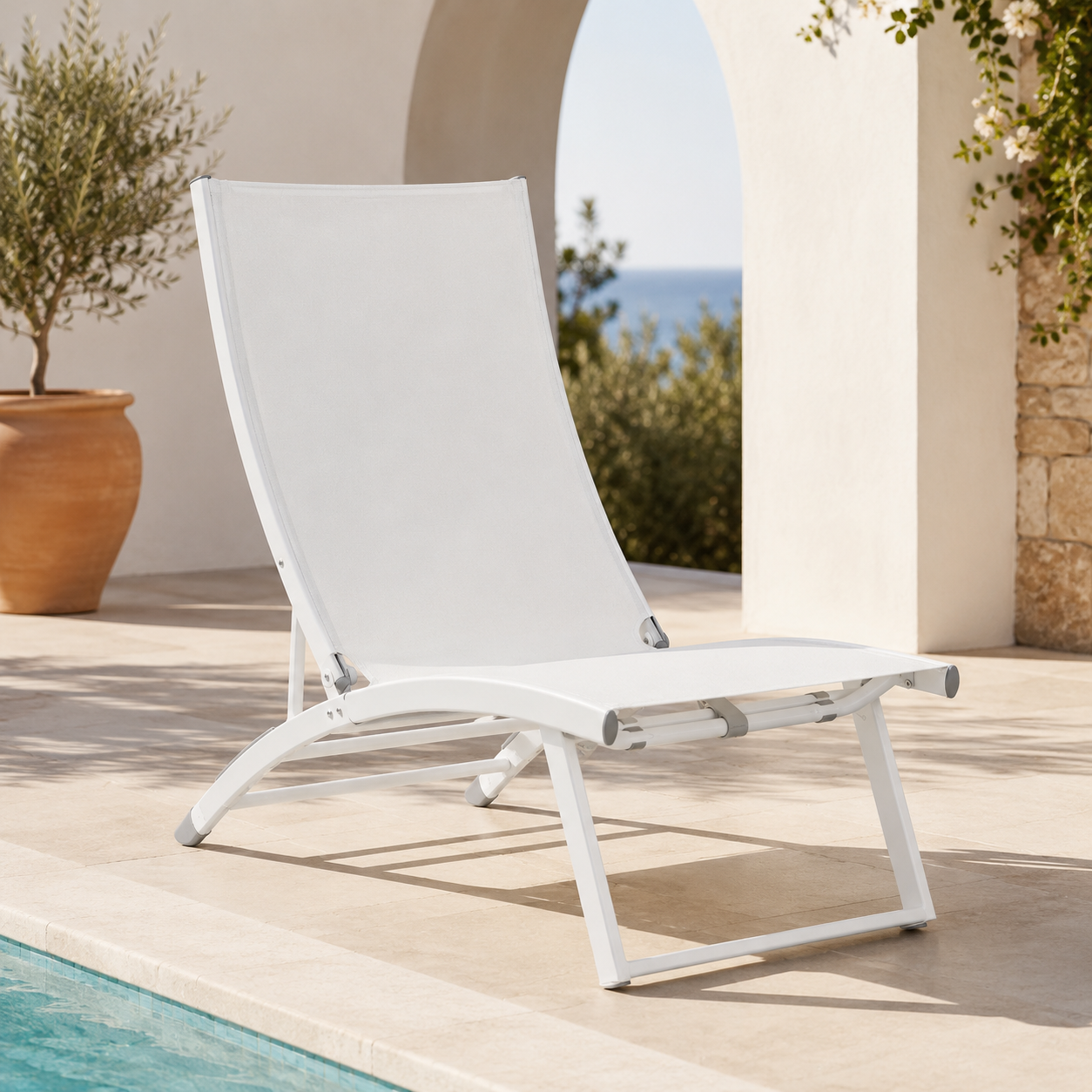 Poltrona lounge reclinabile da esterno in textilene bianco – Taylor