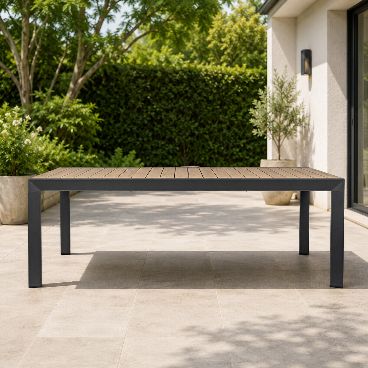 Tavolo da giardino allungabile grande con piano a doghe effetto legno antracite – Belmar – arredo esterno Gelsomino Home