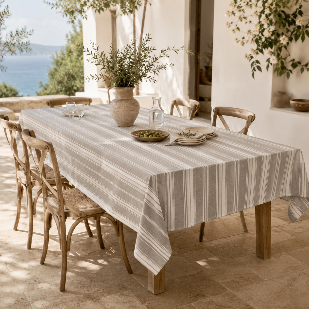 Tovaglia a righe grigio e bianco in cotone 140x240 cm - Greylish