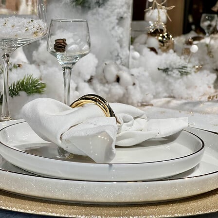Candela decorativa a gomitolo satinata – bianco o oro assortito