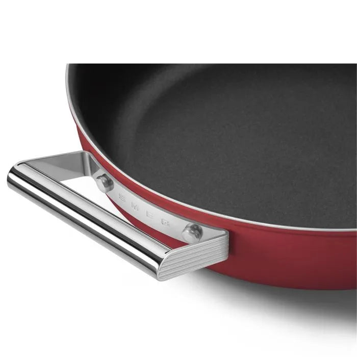 Tegame basso 2 manici rosso 28 cm con coperchio alluminio forgiato induzione – Smeg 50's Style