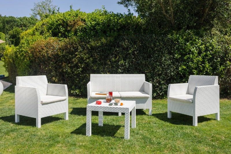 Resina Divani In Rattan Bianchi Divani Salottino Rattan Da